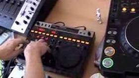 DJmag - James Zabiela DJ Tricks - 05