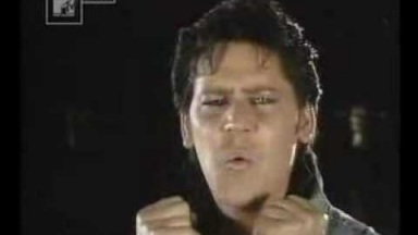 Shakin Stevens - Give Me Your Heart Tonight