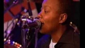Meshell Ndegeocello - Outside Your Door (live at NSJF)