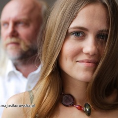 Andrzej Sikorowski & Maja Sikorowska z zespołem