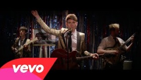 Franz Ferdinand - Stand On The Horizon