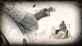 Kismet Ryding - Hangin' (Official Video)
