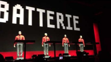 Kraftwerk 2015 3D LIVE Nationalgalerie Berlin  Wir sind die Roboter unvollständig