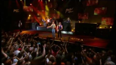 Deep Purple - Smoke On The Water (Live At Montreux 2006)