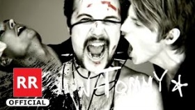 ROYAL REPUBLIC - Tommy Gun