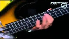 Flea bass solo - Live Rock in Rio 2011