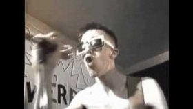 Toy Dolls - Nellie the Elephant (We're Mad, Sunderland, UK, 1984)