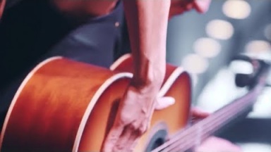 2017 Int'l Fingerstyle Guitar Champion - Christie Lenée Performs "Song for Michael Pukac"