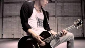 MIYAVI vs KREVA - STRONG