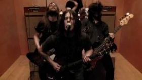Priestess - Lay Down