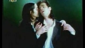 Nick Cave &amp; P.J Harvey -Henry Lee
