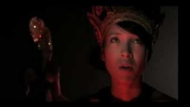 Little Dragon - Constant Surprises
