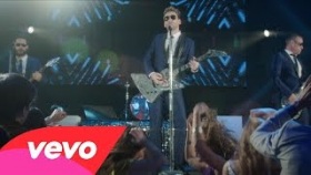 Nickelback - She Keeps Me Up
