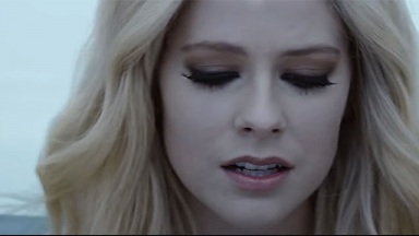 Avril Lavigne - Head Above Water