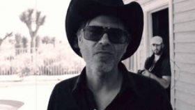 Noel Gallagher's High Flying Birds - The Death Of You And Me - Behind The Scenes