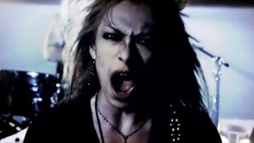 GYZE - DESIRE [OFFICIAL MUSIC VIDEO]