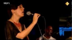 Gretchen Parlato - Holding Back The Years (NorthSeaJazz 2012)