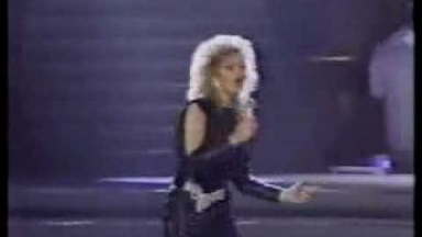 Bonnie Tyler Live Total Eclipse of the Heart 1984 Grammy's