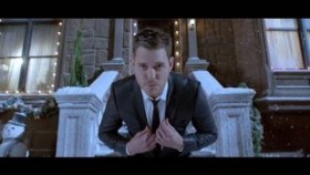 Michael Bublé - &quot;Santa Claus Is Coming To Town&quot; [Official Music Video]