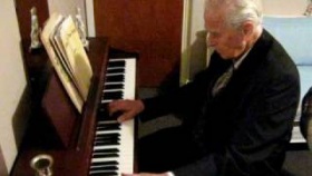 Tenderly, Tom Depledge playing Kawai CN21