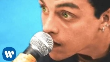 Green Day - Basket Case [Official Music Video]