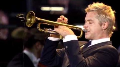 Chris Botti feat. Caroline Campbell &amp; Sinfonia Varsovia - &quot;Emmanuel&quot; (cond. Adam Sztaba)