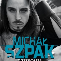 Michał Szpak z zespołem